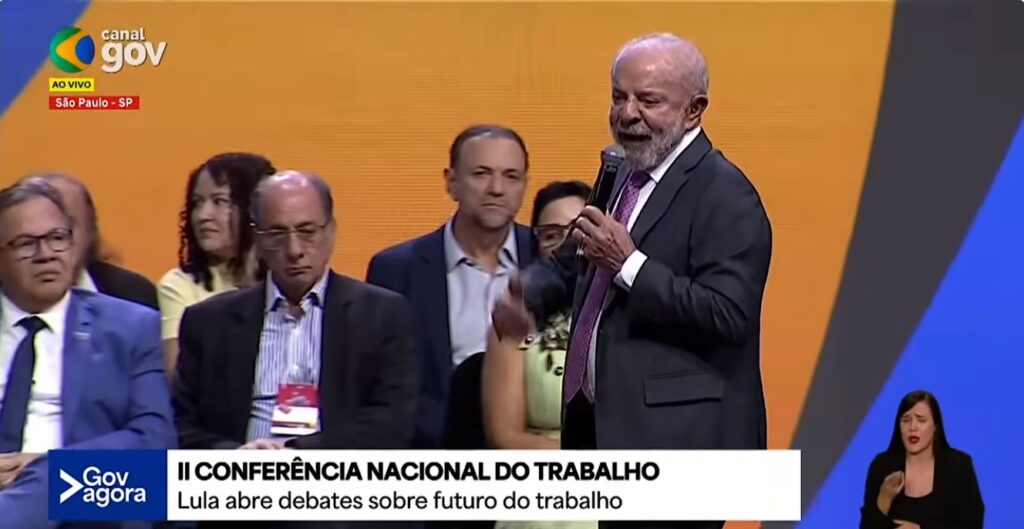 Lula Defende Acordo entre Trabalhadores, Empresários e Governo para Alterar Jornada de Trabalho Lula Defende Acordo entre Trabalhadores, Empresários e Governo para Alterar Jornada de Trabalho