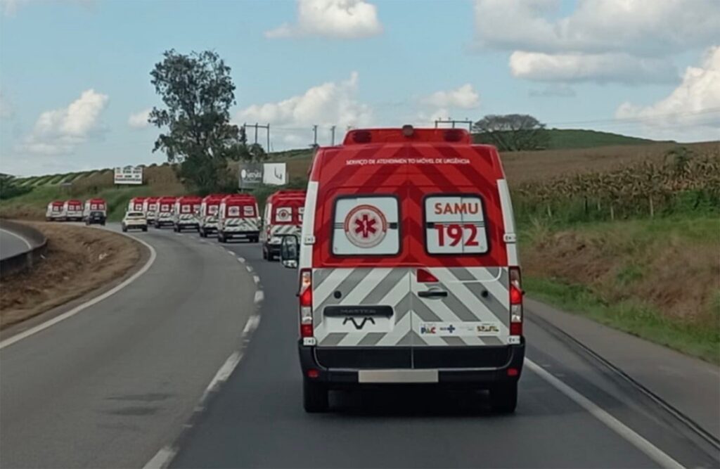 Ministro da Saúde Revela Policlínica e Novas Ambulâncias do Samu em Divinópolis Ministro da Saúde Revela Policlínica e Novas Ambulâncias do Samu em Divinópolis