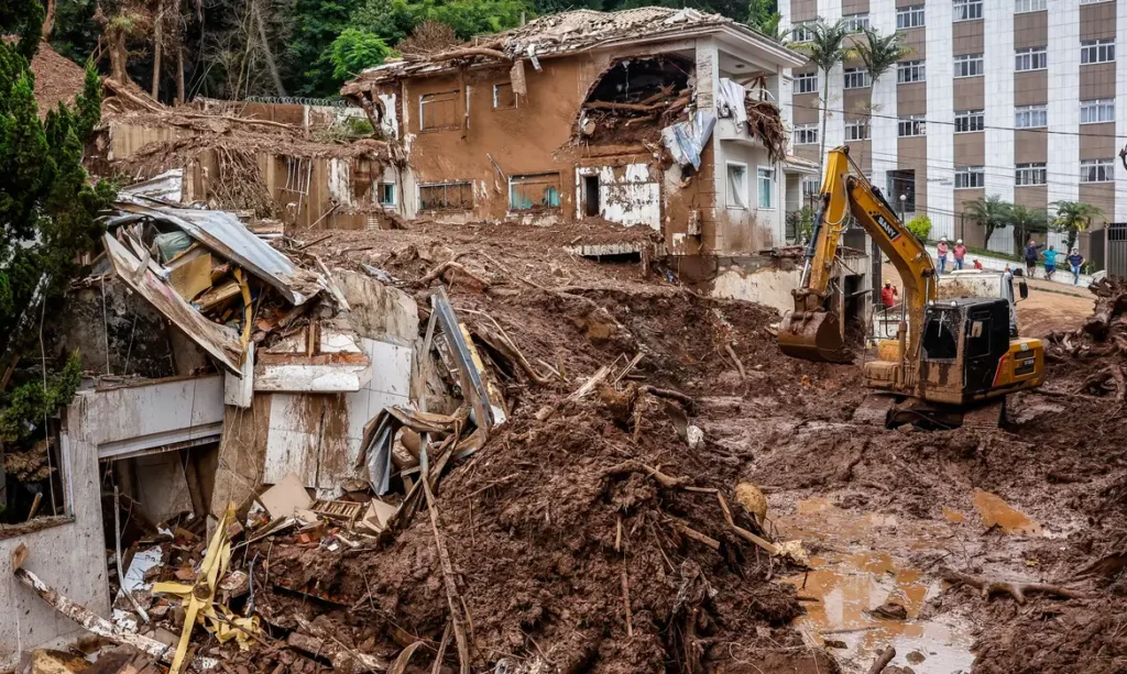 Niterói Oferece Suporte Tecnológico e Equipes para Auxiliar Juiz de Fora em Crise