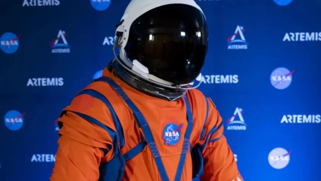 Artemis II: Astronautas Testam Trajes Espaciais em Preparação para Missão Decisiva