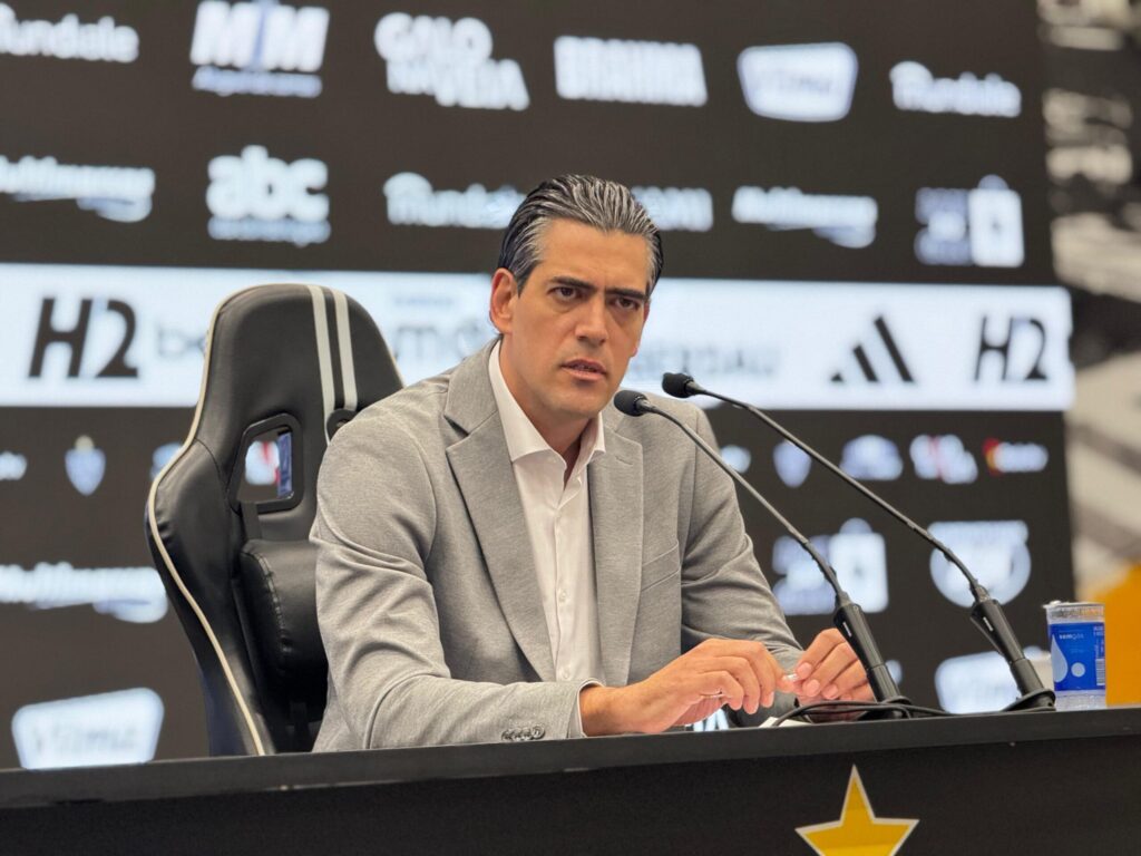 Atlético-MG Justifica Ausência de Hulk em Derrota para o Flamengo: 'Transferência Nacional Inviabili