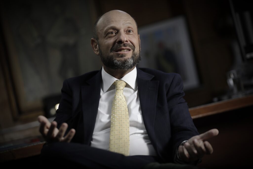 Demissão no INSS: Gilberto Waller Fala Sobre Fila e Relações com Ministro Demissão no INSS: Gilberto Waller Fala Sobre Fila e Relações com Ministro