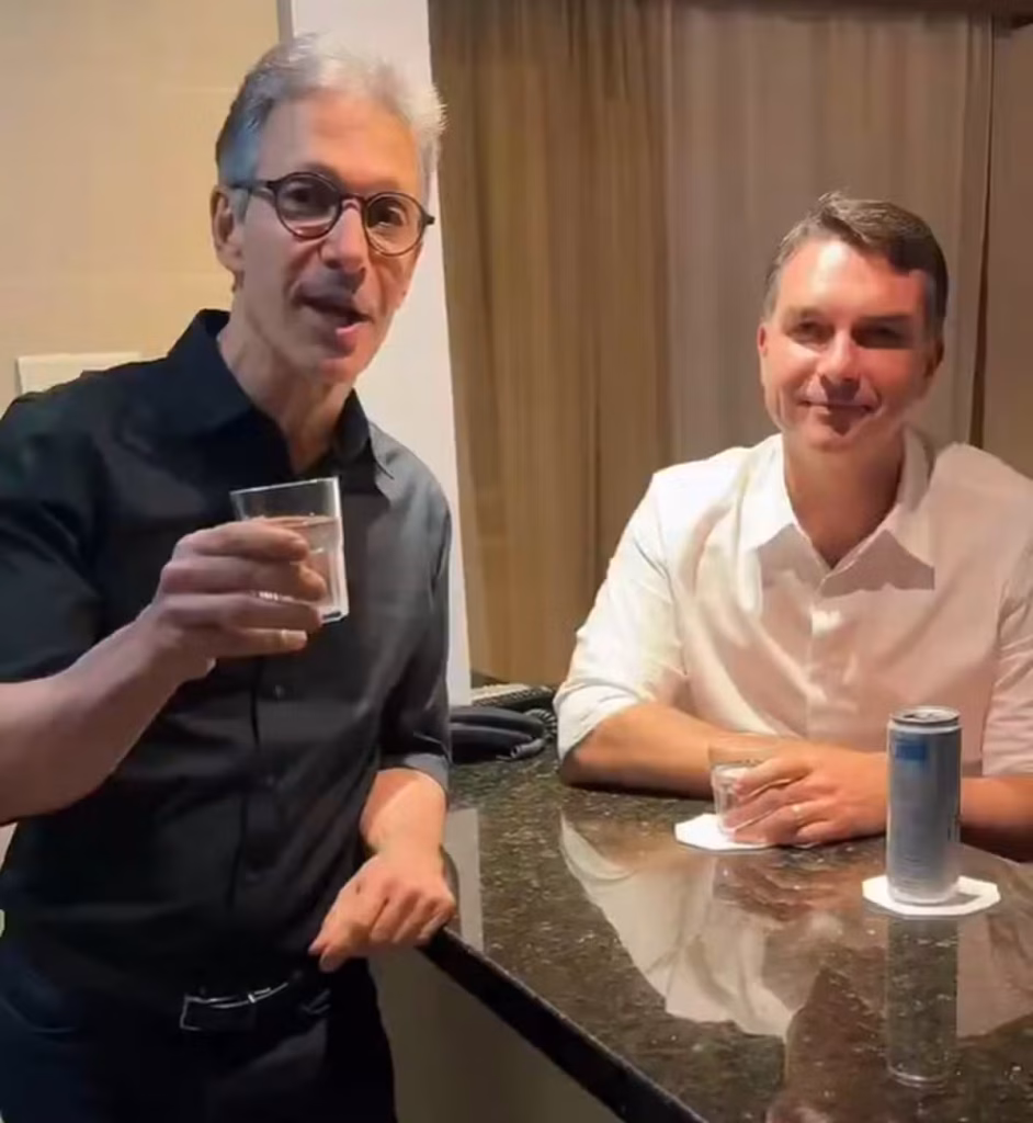 Flávio e Zema Brincam em Vídeo sobre Aliança para Eleições 2024