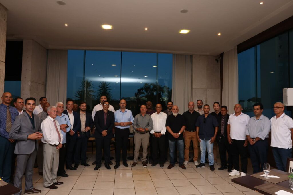 Governo de Minas Gerais Fortalece Laços com Líderes Religiosos em Barbacena