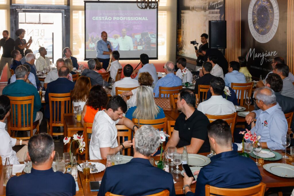 Governo de Minas Gerencia Diálogo com Empresários em Uberaba