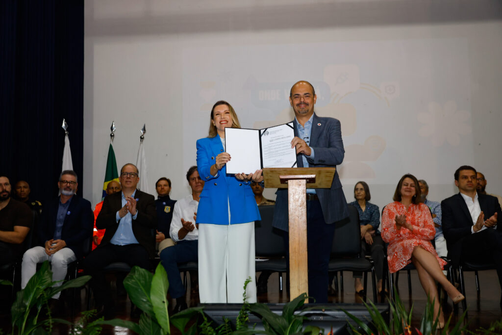 Governo de Minas Move Capital para Uberaba e Lança Iniciativa Farmácia Viva