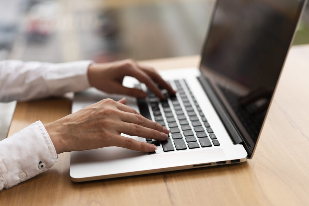 Inteligência Artificial é adotada por 56% dos pequenos empresários em Minas Gerais