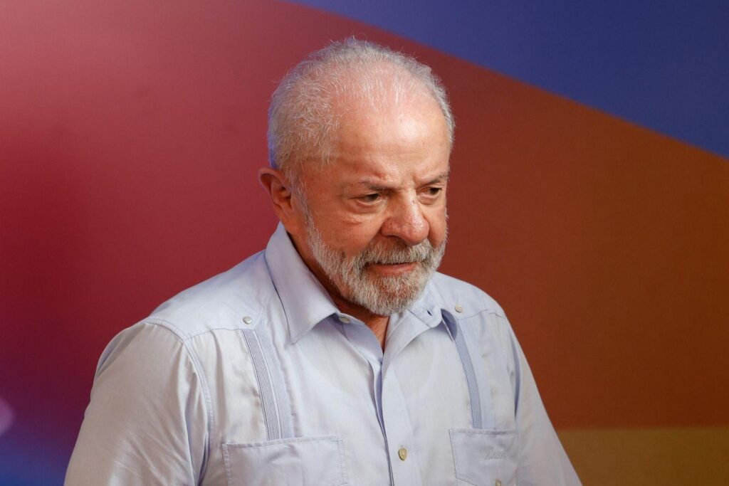 Lula Pode Desistir da Reeleição? Análise das Implicações Políticas