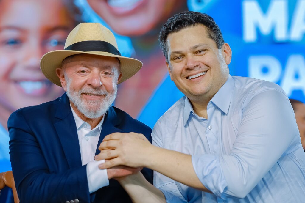 Lula Solicita a Alcolumbre Jantar com Senadores para Aprovar Jorge Messias no STF Lula Solicita a Alcolumbre Jantar com Senadores para Aprovar Jorge Messias no STF