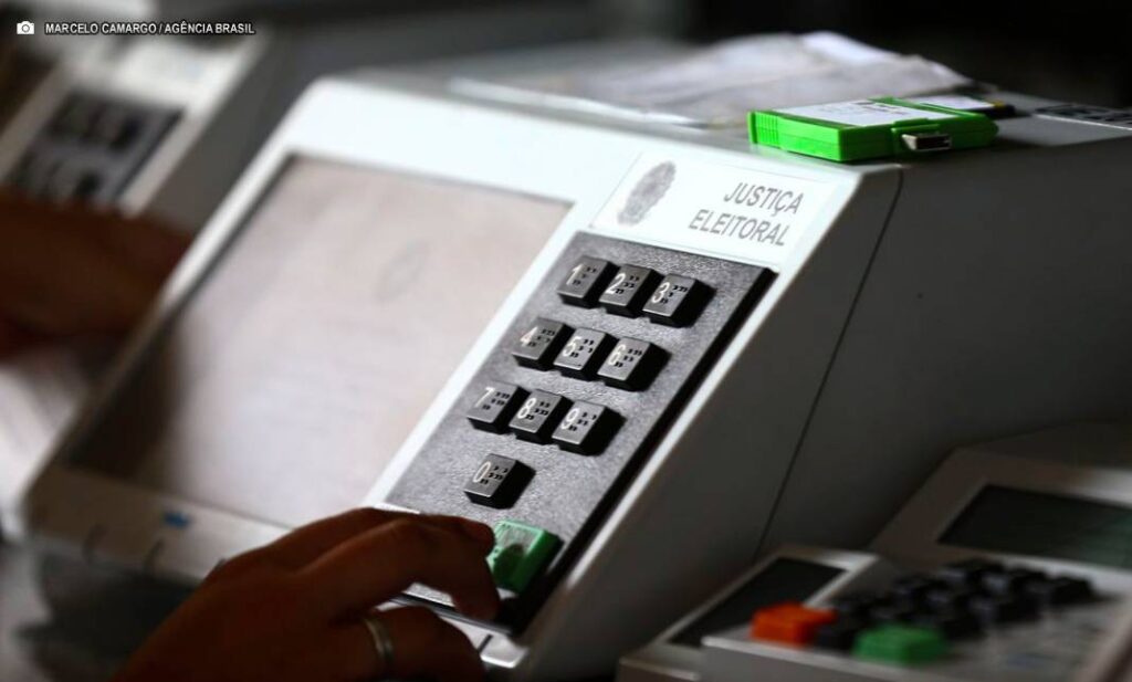 Onze Governadores Renunciam para Concorrer às Eleições de Outubro