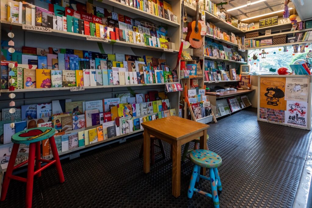 Os Livros Infantis Mais Vendidos do Brasil: Homenagem ao Dia Nacional do Livro Infantil