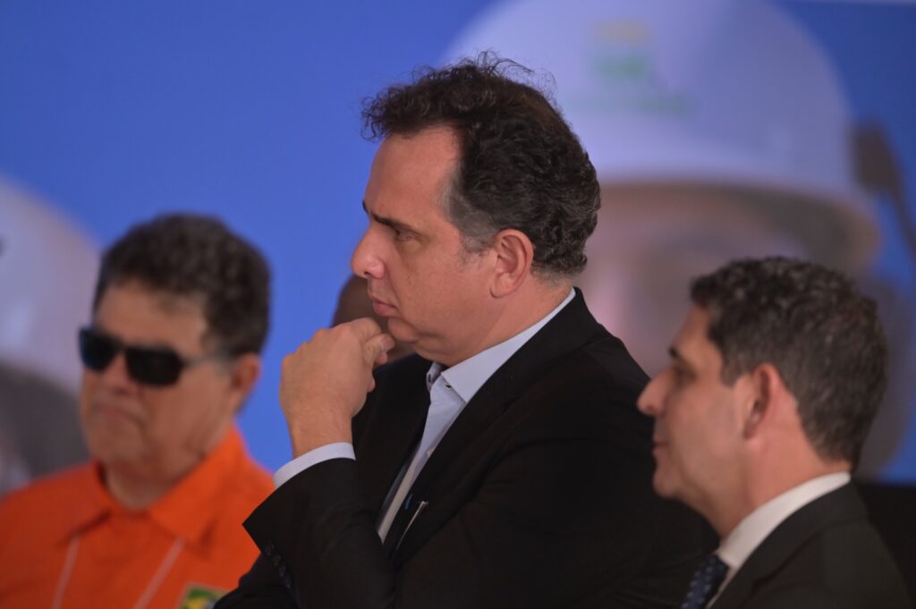 Pacheco ainda não confirma candidatura ao governo de Minas após filiação ao PSB