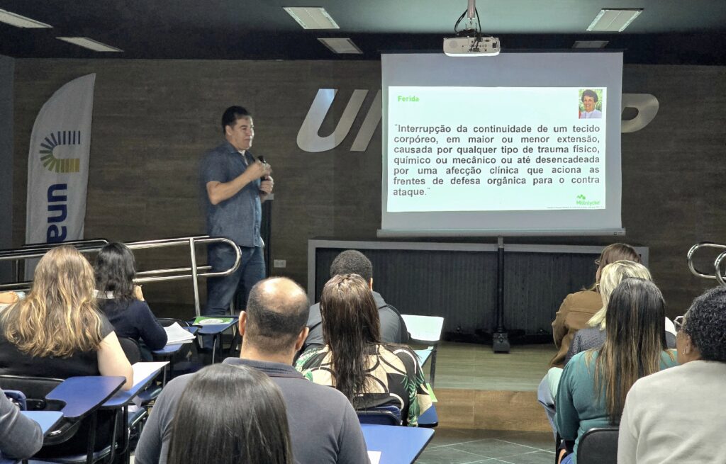 Profissionais da Saúde em Guarujá Recebem Treinamento Inovador sobre Avaliação de Ferimentos