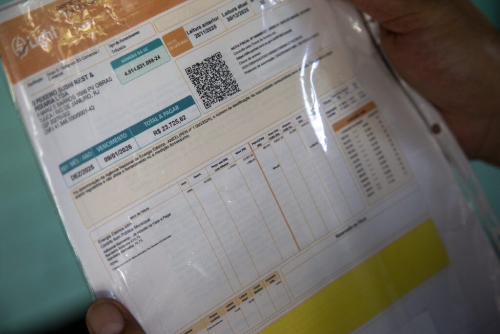 Reajustes de Conta de Luz Variam de 5% a 15% em Nove Estados do Brasil