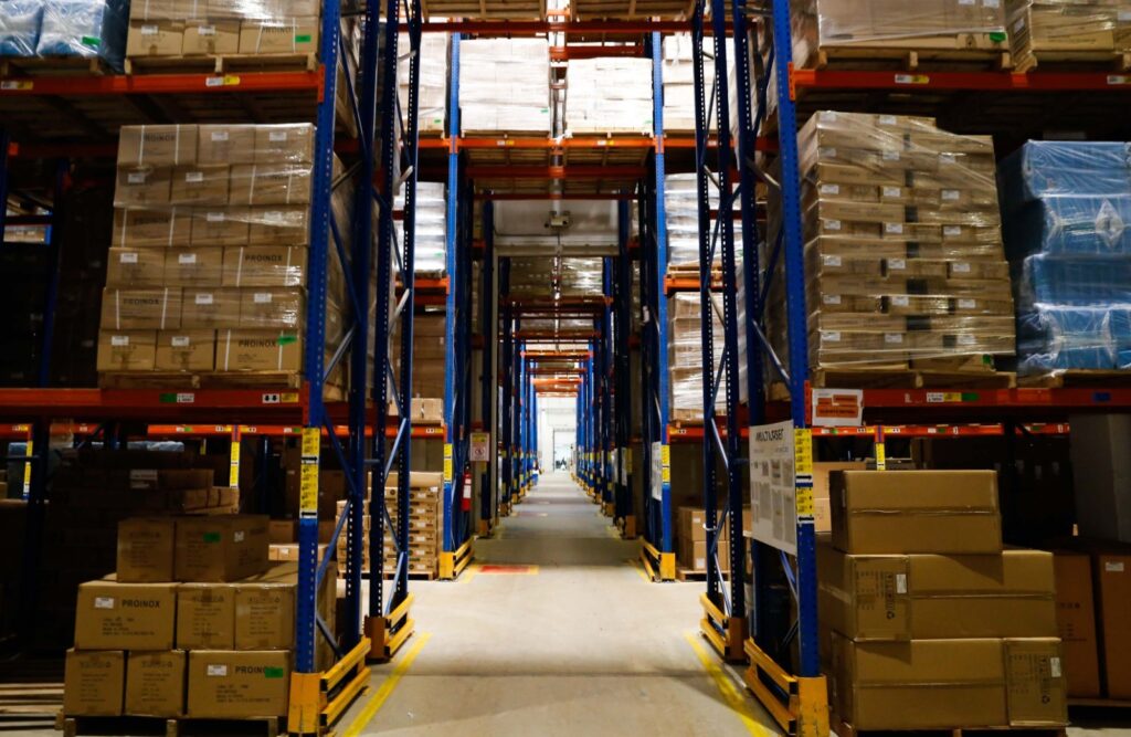 Reforma Tributária Afeta Extrema: A Capital do E-commerce em Xeque