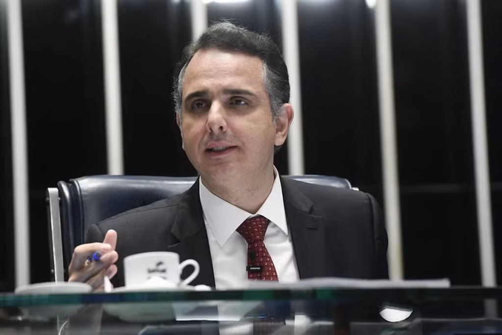 Rodrigo Pacheco Troca o PSD pelo PSB em Movimento Estratégico