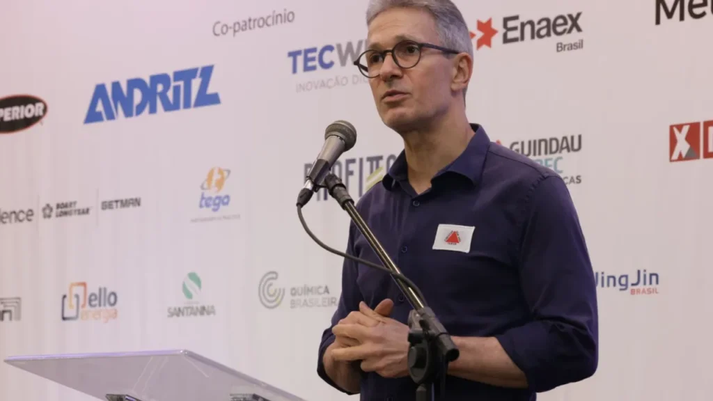 Zema Critica Corrupção na Direita e Aponta ‘Frutas Podres’ no PL Zema Critica Corrupção na Direita e Aponta 'Frutas Podres' no PL