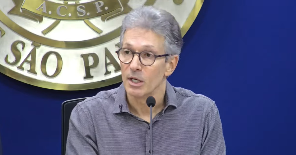 Zema Crítica o 6×1: ‘Populismo do PT’ e Defende Nova Abordagem à CLT Zema Crítica o 6x1: 'Populismo do PT' e Defende Nova Abordagem à CLT