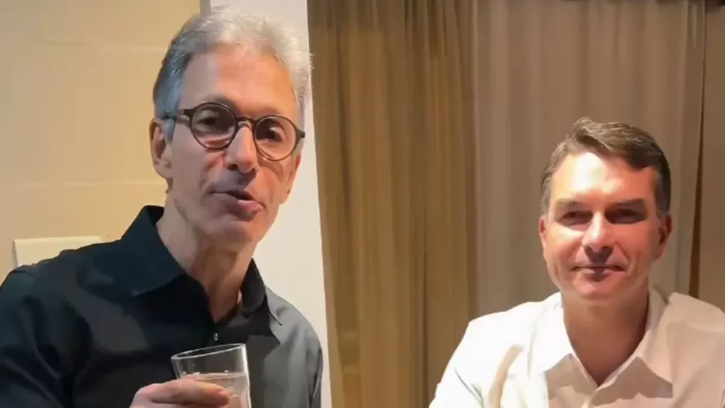 Zema Sugere Brincando Flávio Bolsonaro como Vice: Nova Pesquisa Indica Empate com Lula Zema Sugere Brincando Flávio Bolsonaro como Vice: Nova Pesquisa Indica Empate com Lula