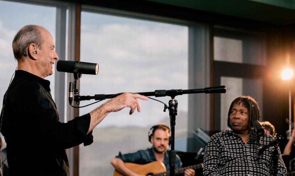 Milton Nascimento e Ney Matogrosso Celebram 'Maria, Maria' em Grande Estilo