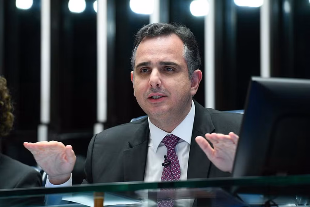 Presidente do PT Busca Encontro Urgente com Pacheco para Debater Candidatura ao Governo de MG