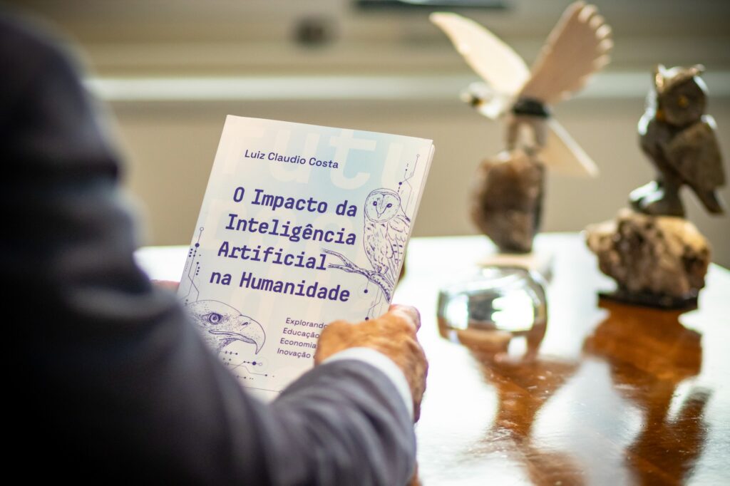Reitor do IESB Analisa Impactos da Inteligência Artificial na Saúde Mental em Seminário Nacional