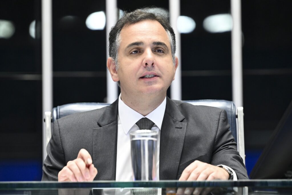 Rodrigo Pacheco se afasta das disputas para o STF e governo de Minas Gerais