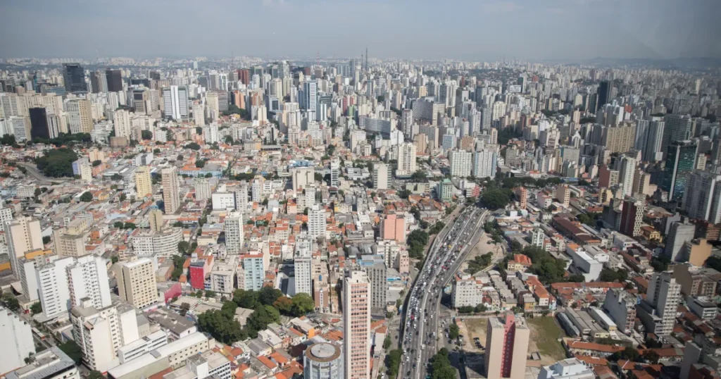 São Paulo Destaca-se como Líder Econômico entre os Estados em 2026