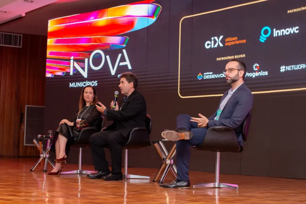 Transformação Digital no Interior de Minas: Encontro entre Municípios e Governo