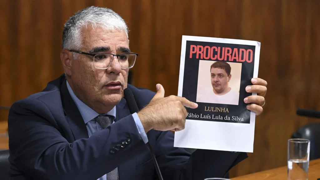 PF investiga Lulinha em meio a crise diplomática com Paraguai PF investiga Lulinha em meio a crise diplomática com Paraguai